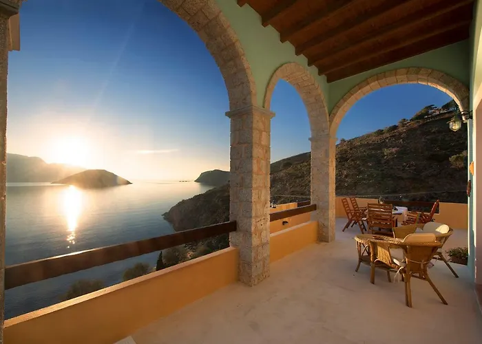 Secret Paradise فيلة