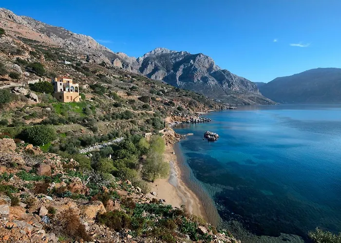 Secret Paradise فيلة